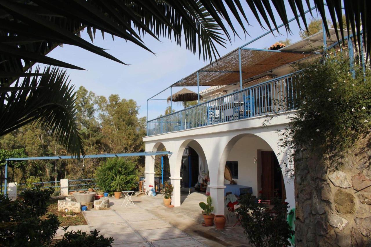 Гостевой дом Cortijo El Puente Виньуэла Экстерьер фото